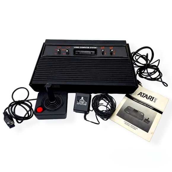 VTG Vintage 1980s Atari 2600 Video Computer System Console w/ Joystick & Manual - Picture 3 of 11